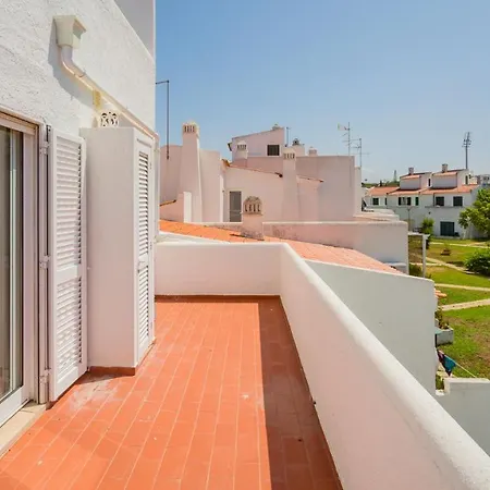2 Bdr Vilamoura Escape W Balcony By Lovelystay