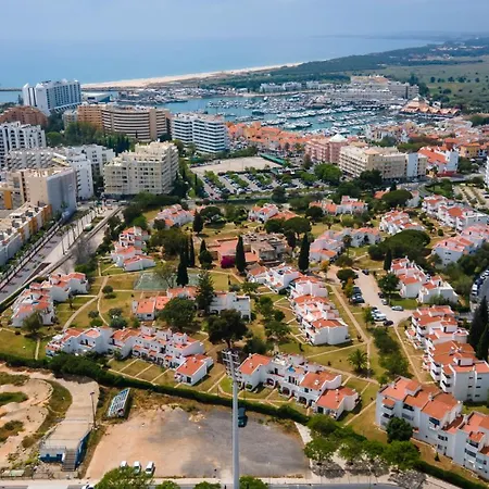 2 Bdr Vilamoura Escape W Balcony By Lovelystay 쿼테이라